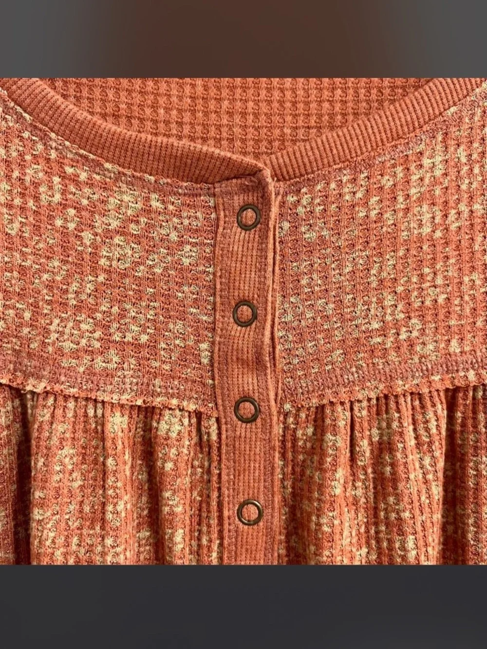 Lucky Brand Boho Babydoll Waffle Texture Henley Top - Picture 9 of 13